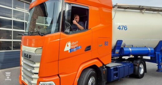 Truckland-levert-DAF-XG-aan-Albert-Keijer (2) (Groot) Truckland-levert-DAF-XG-aan-Albert-Keijer (2) (Groot)