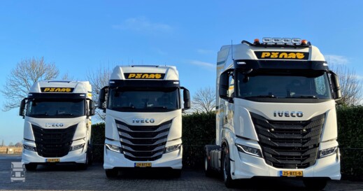 P. van. der Nat (3) P. van. der Nat (3)