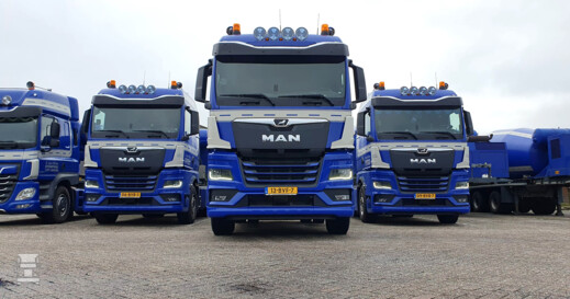 A. van Velsen 3