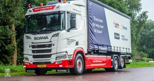 Rene-Lammers_Scania-2-pers-2024 (960 x 720)