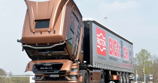 MAN TGX D30 (4) MAN TGX D30 (4)