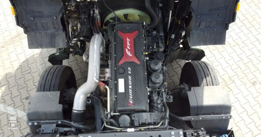 BIGtruck Iveco S-Way (5)-1400