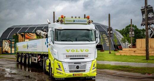 Vissers Ploegmakers Volvo FH Aero - op het festival Vissers Ploegmakers Volvo FH Aero - op het festival