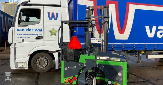 Actros_vdWal2_1.jpg Actros_vdWal2_1.jpg