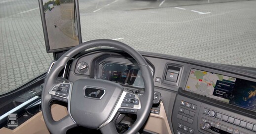 MAN_1-1400_1.jpg MAN_1-1400_1.jpg