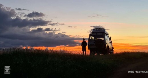 TwoVetsOnTracks (3) TwoVetsOnTracks (3)