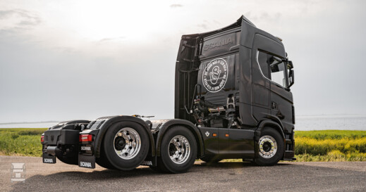 3 - Martijn Kuipers slaat nieuwe weg in met unieke Scania 660S