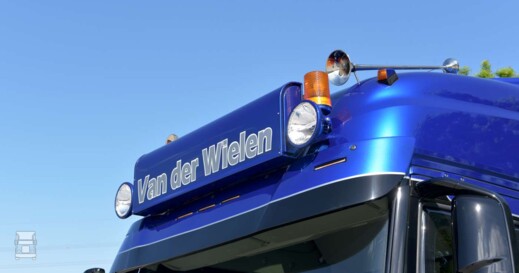 Van der Wielen Iveco S-Way (13)-1400