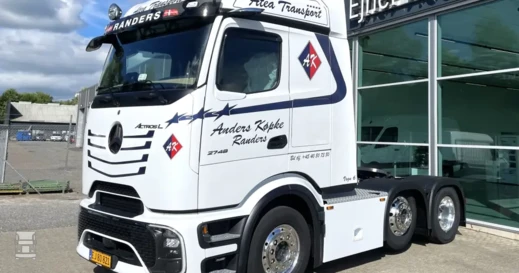 Actros F met grille (1) Actros F met grille (1)