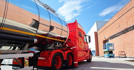 BIGtruck Volvo VNL Den Hartogh 2 (960 x 640)