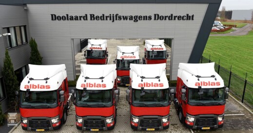 Alblas_-_Renault_Trucks_T460_2.jpg Alblas_-_Renault_Trucks_T460_2.jpg