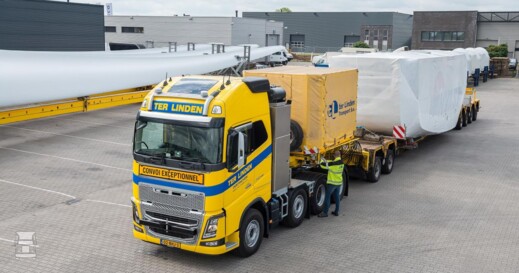 Volvo_TerLinden2LR.jpg Volvo_TerLinden2LR.jpg