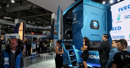 Iveco-1-1400.jpg Iveco-1-1400.jpg