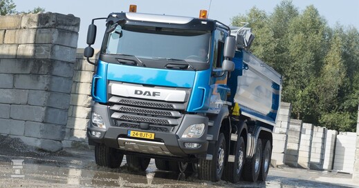 DAF_multi_assers_PE_LR.jpg DAF_multi_assers_PE_LR.jpg