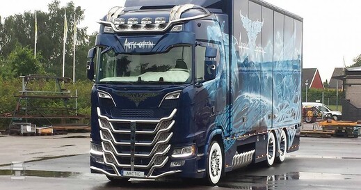 Arctic-Griffin_via_Kleyn.jpg Arctic-Griffin_via_Kleyn.jpg