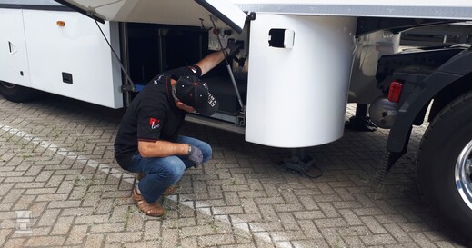 Frappa2_LR.jpg Frappa2_LR.jpg