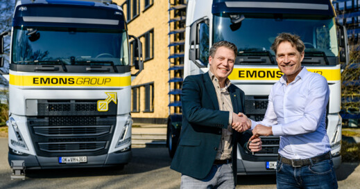 emons-volvo-trucks-bio-lng-4 - Daan Emons (CEO Emons Group) en Bas van Heertum (BAS Group)
