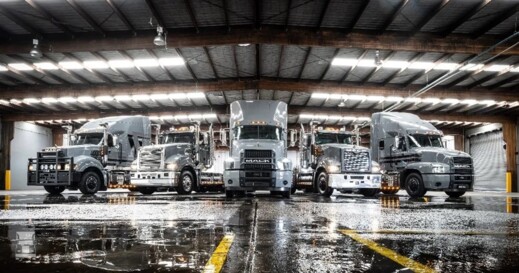 Mack aus (960 x 500) Mack aus (960 x 500)