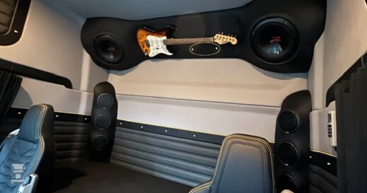 Berthon's Scania MWDesigns (2) Berthon's Scania MWDesigns (2)