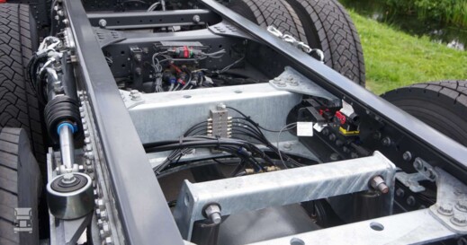 .RENAULT_T530 _8x4_Wide-Spread Draaikrans montage-1400 .RENAULT_T530 _8x4_Wide-Spread Draaikrans montage-1400