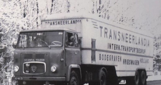 Scania_LB76-Transneerlandia.jpg Scania_LB76-Transneerlandia.jpg