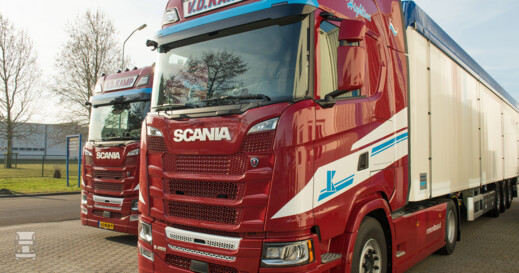 Van-de-Kamp_Scania-2-pers-2019.jpg