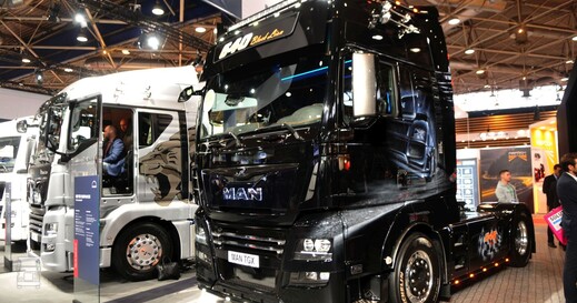 Solutrans4.jpg Solutrans4.jpg