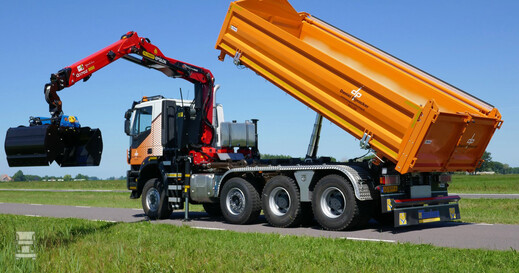 Afbeelding-Persbericht---Daniel-Pijnacker-BV---IVECO-Trakker-8x6-2-.jpg