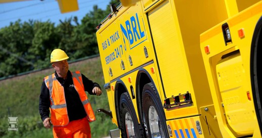 12-IMG_3037-1400.jpg 12-IMG_3037-1400.jpg