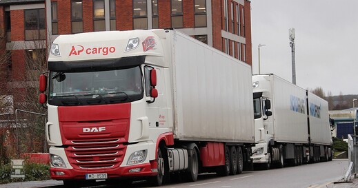 Industrial_estate_4_LR.jpg Industrial_estate_4_LR.jpg