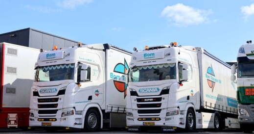 Peeltruckers (16) Peeltruckers (16)