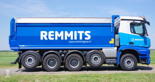 Veldhuizen-Mercedes Quadro 10x4 Remmits rz Veldhuizen-Mercedes Quadro 10x4 Remmits rz