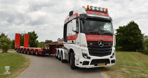 MUD Actros SLT (1) MUD Actros SLT (1)