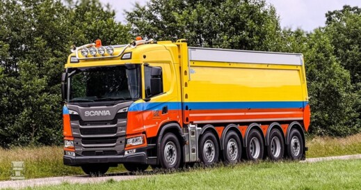 Scania 12x4 kipper 1 (960 x 641)