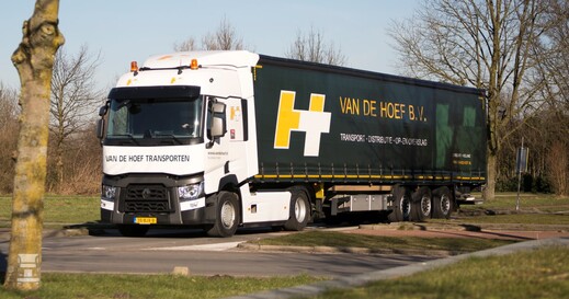 Van_de_Hoef-11-2_Medium.jpg Van_de_Hoef-11-2_Medium.jpg