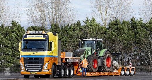 Zuurmond_Volvo_3LR.jpg Zuurmond_Volvo_3LR.jpg