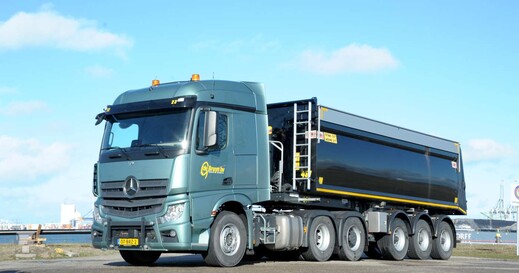 F_8-1400.jpg F_8-1400.jpg