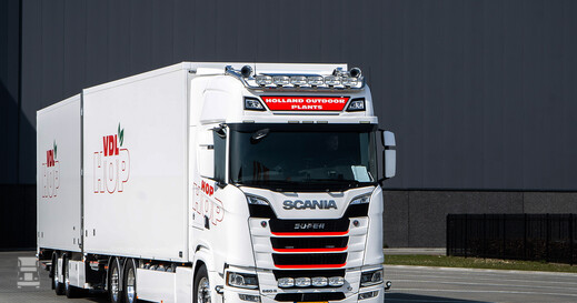 Holland Outdoor Scania