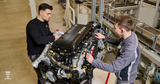 1740413215884 1740413215884