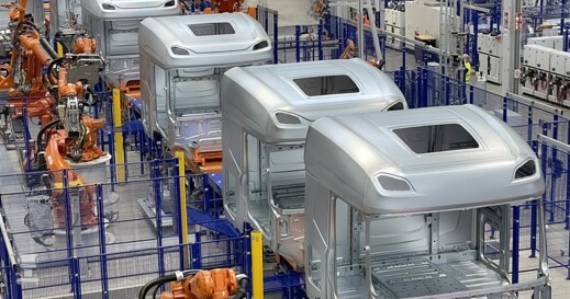 08-60-years-of-DAF-production-in-Belgium-Building-a-new-cab (960 x 720) 08-60-years-of-DAF-production-in-Belgium-Building-a-new-cab (960 x 720)