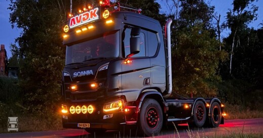 AVDK1 (960 x 663) AVDK1 (960 x 663)