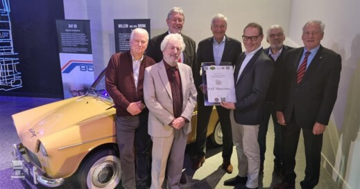 FIVA TICCIH FEHAC in DAF Museum (960 x 720)