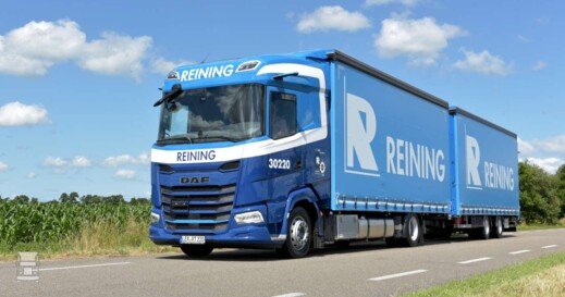 Reining 400e DAF truck (7)-1400