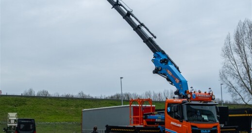 DAF_8x2_Wide-Spread_PM-100SP_ENGELAGE uitgeschoven rv (960 x 775)