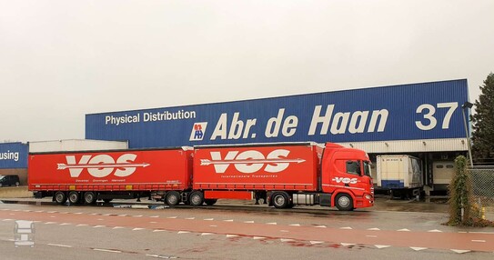 VosHaan-1400.jpg VosHaan-1400.jpg