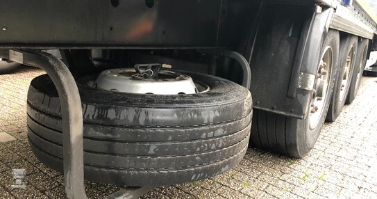 Reservewiel_LR.jpg Reservewiel_LR.jpg