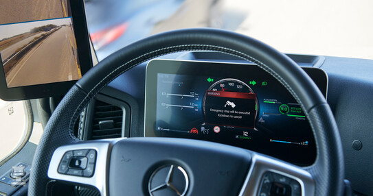 mercedes_actros_noodrem.jpg mercedes_actros_noodrem.jpg