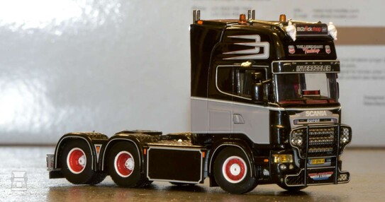 IEP_1442-1400.jpg IEP_1442-1400.jpg