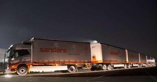 BIGtruck Sanders RoadTrain1