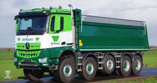 VELDHUIZEN-MERCEDES-10X8-de-Waard-lv-2a-1030x687 VELDHUIZEN-MERCEDES-10X8-de-Waard-lv-2a-1030x687